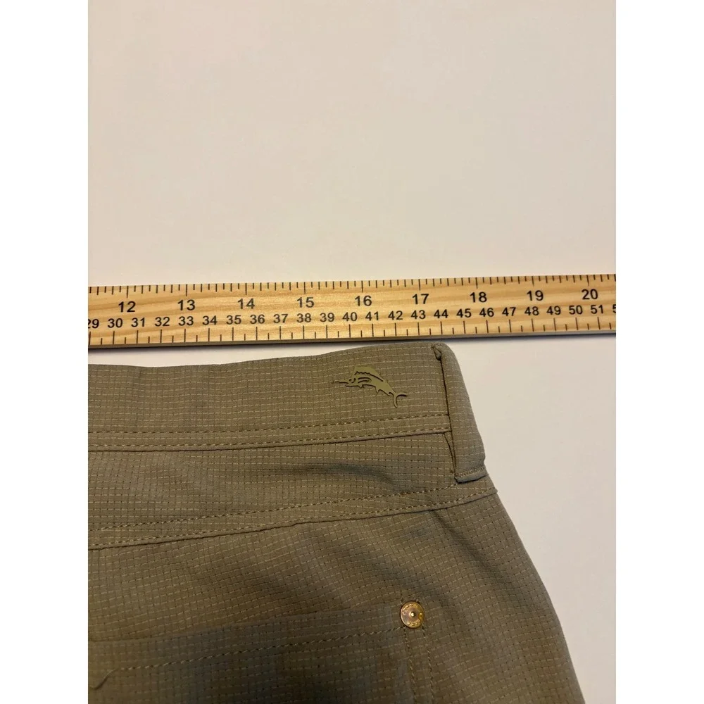 Tommy Bahama Boracay Pant Men 35x30 Khaki Textured Stretch Straight Leg 5-Pocket